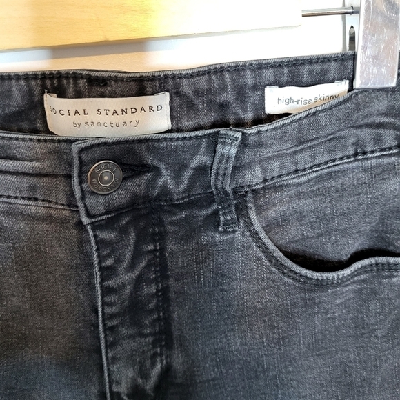Social Standard by Sanctuary High Rise Skinny Black Jeans Size 6/28 - Picture 4 of 9